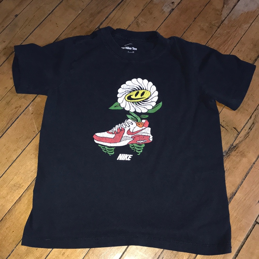 Nike Black Kids Tee with Red Sneaker & Green Flower Graphic‎